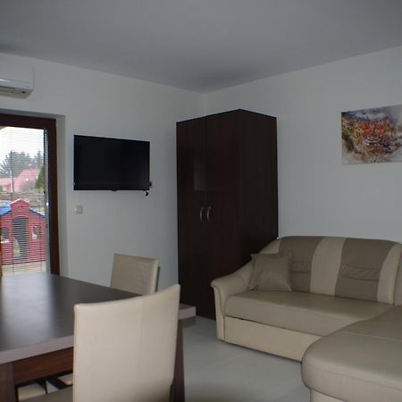 Vila Lexus Veľký Meder Εξωτερικό φωτογραφία