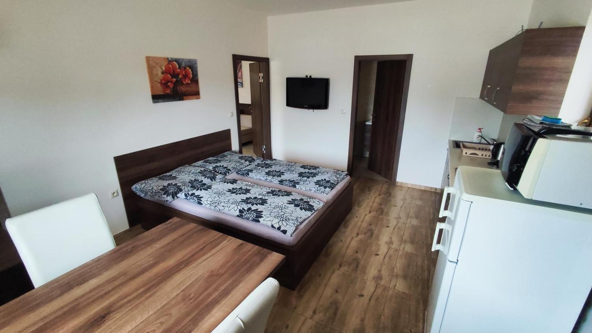 Vila Lexus Veľký Meder Εξωτερικό φωτογραφία