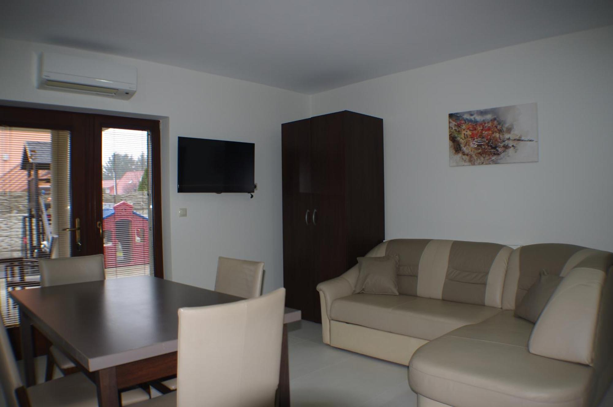 Vila Lexus Veľký Meder Εξωτερικό φωτογραφία